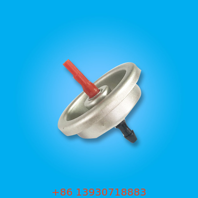 Edelstahl-Frühlings-Plastikbutan-Gas-Stamm-Universalbutan-Feuerzeuggas-Nachfüllung (rote Farbe)