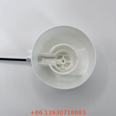 Sprühaktuator mit Verlängerungsrohr und auslaufsicherer Dichtung für die Reinigung schwer zugänglicher Bereiche