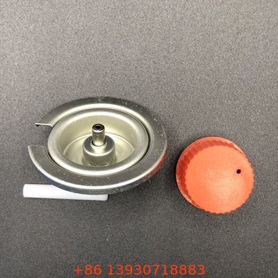 Schwarzfarbiges Campinggas-Butan-Gasventil mit Tinplate und PP-Material im schwarzen Griff