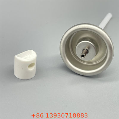 Kompakter, essentieller Feuerzeuggas-Nachfüllventil-Adapter für tragbare Butanbehälter und Alltagsfeuerzeuge mit einfacher Abdichtung