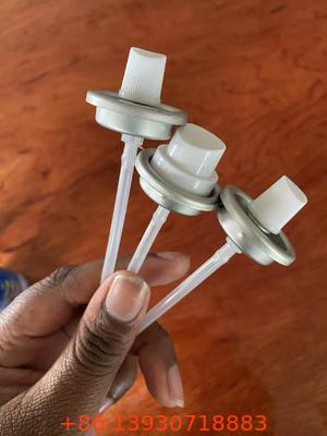 Lecksicher 4-Loch-Schnee-Aerosol-Sprühventil & Aktor Schwerlast-Winter-Effekt Düse für dekorative Sprühe